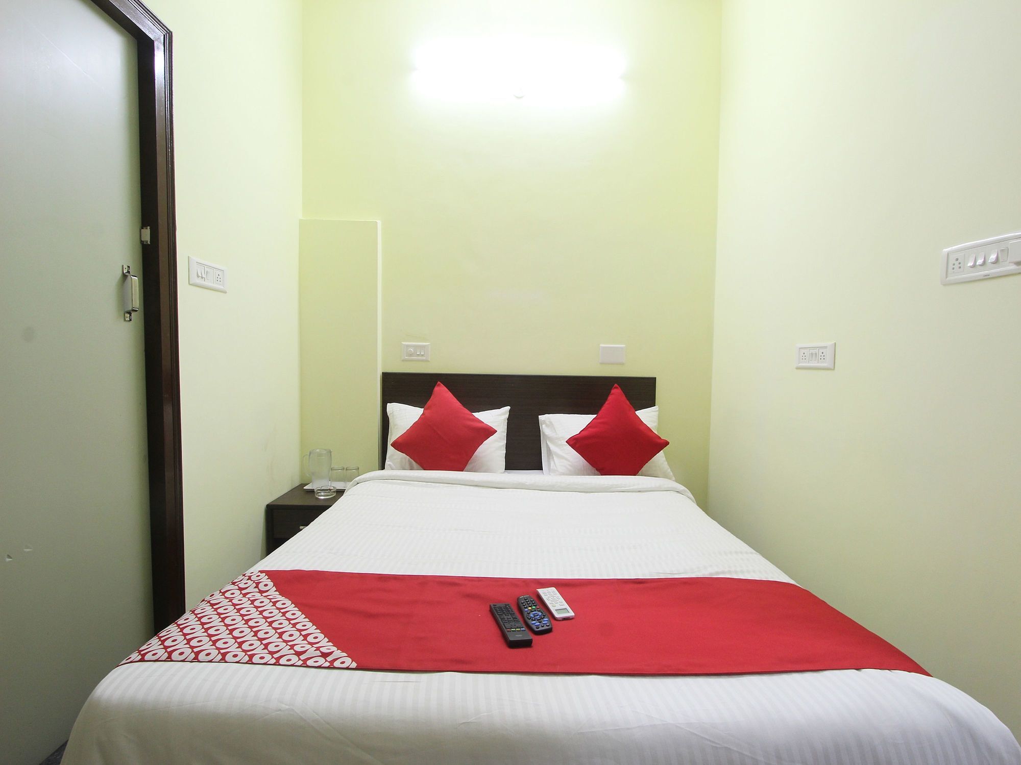 O V R Residency Near Sri Amruth Chithra Mandira 4*
