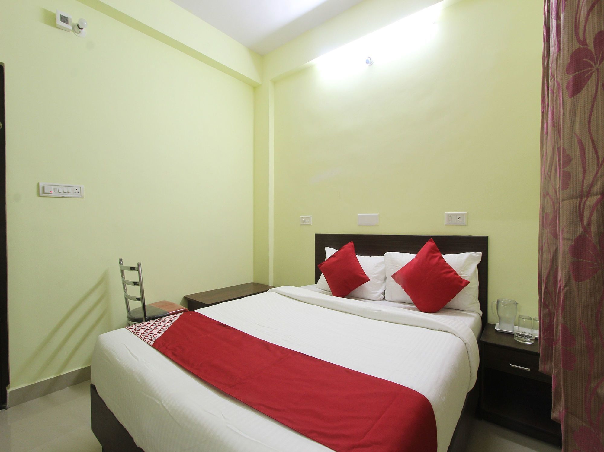 O V R Residency Near Sri Amruth Chithra Mandira Hotel