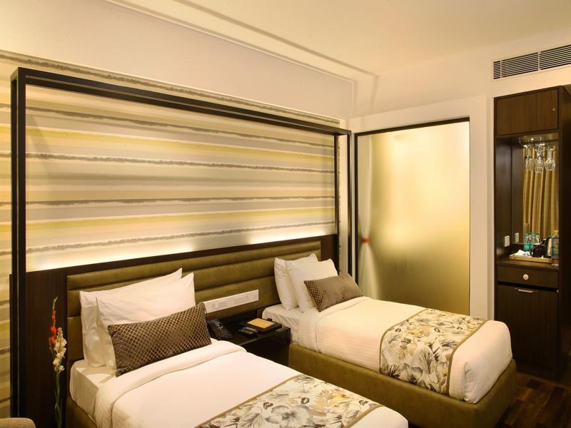 The Royale Senate Race Course, 3* Bangalore