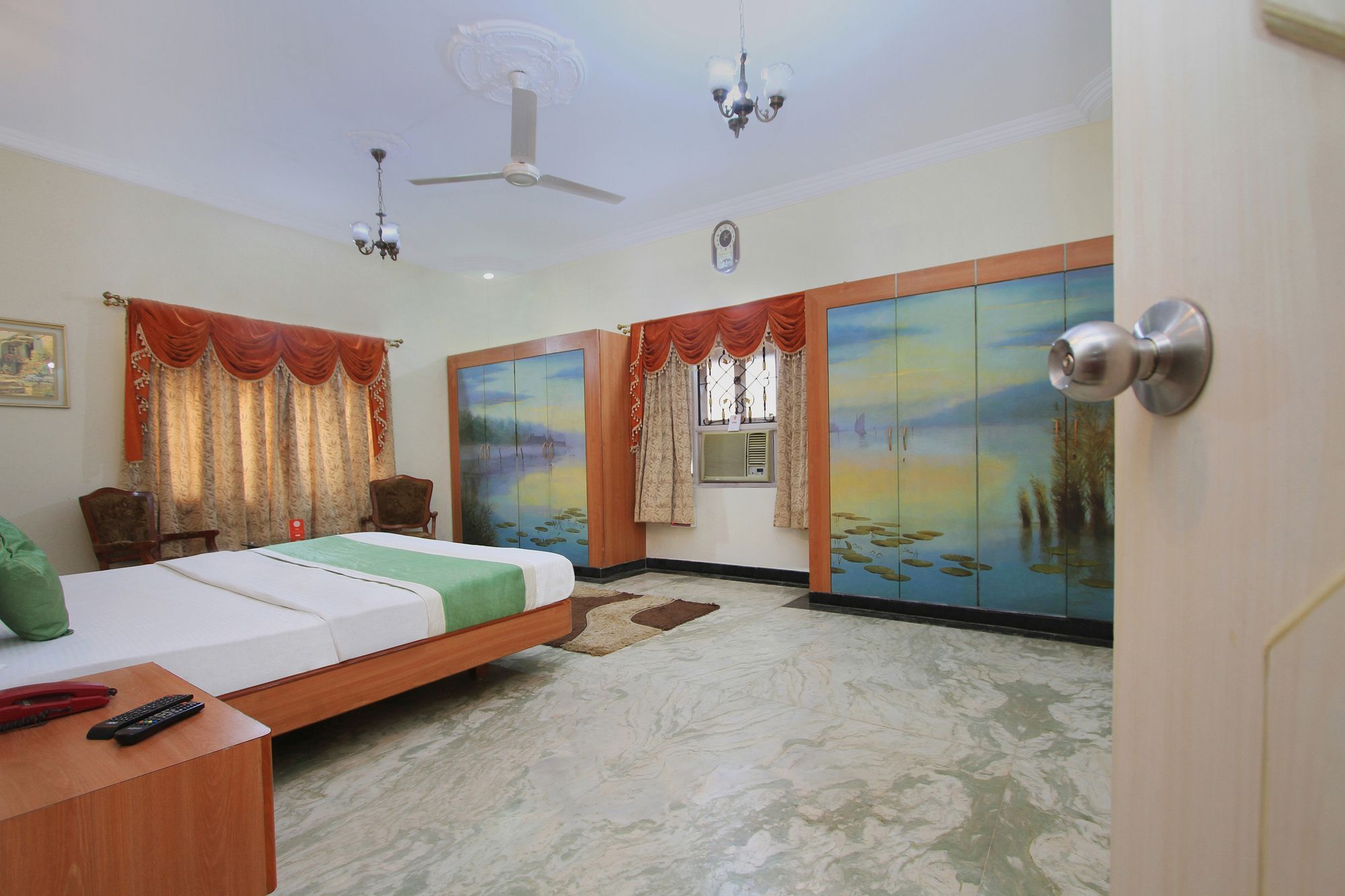 Hotel Oyo 10438 Bangalore