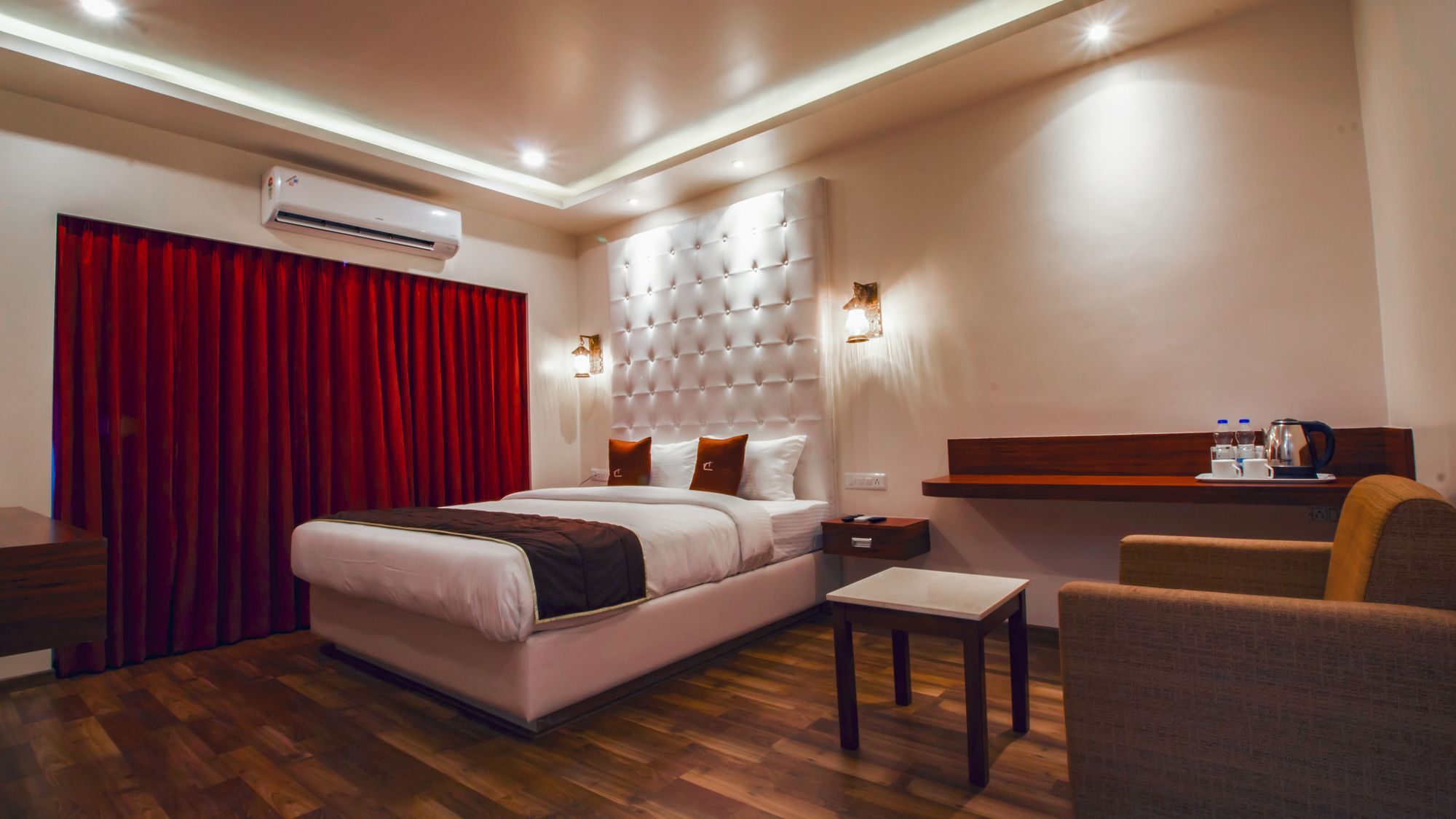 Fabhotel Prime The Vintage Hotel