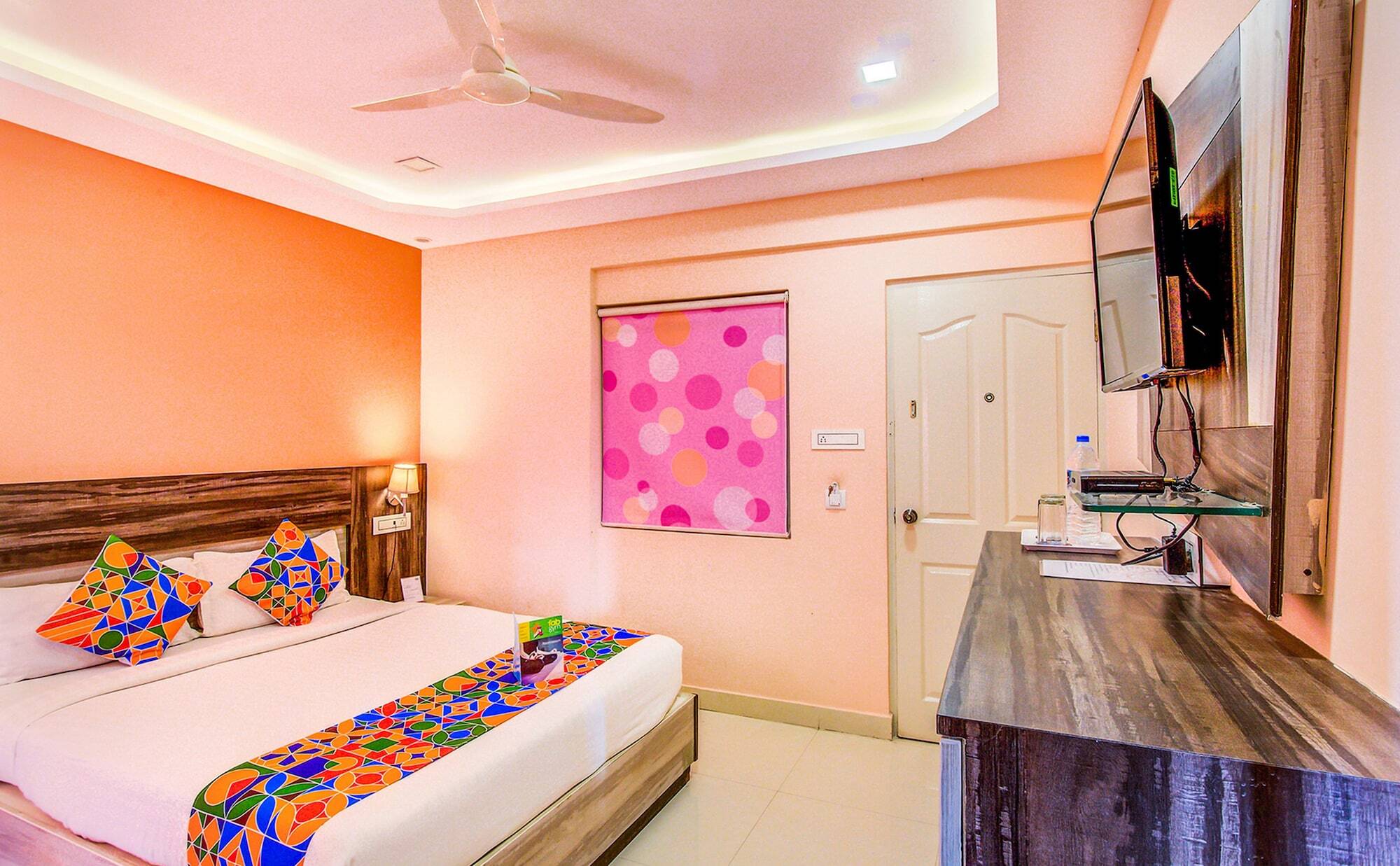 Hotel Fabexpress Neema Residency