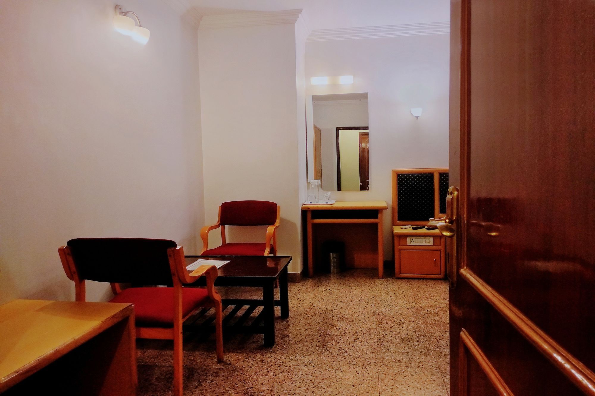 Hotel Oyo 539 Pearl Bangalore