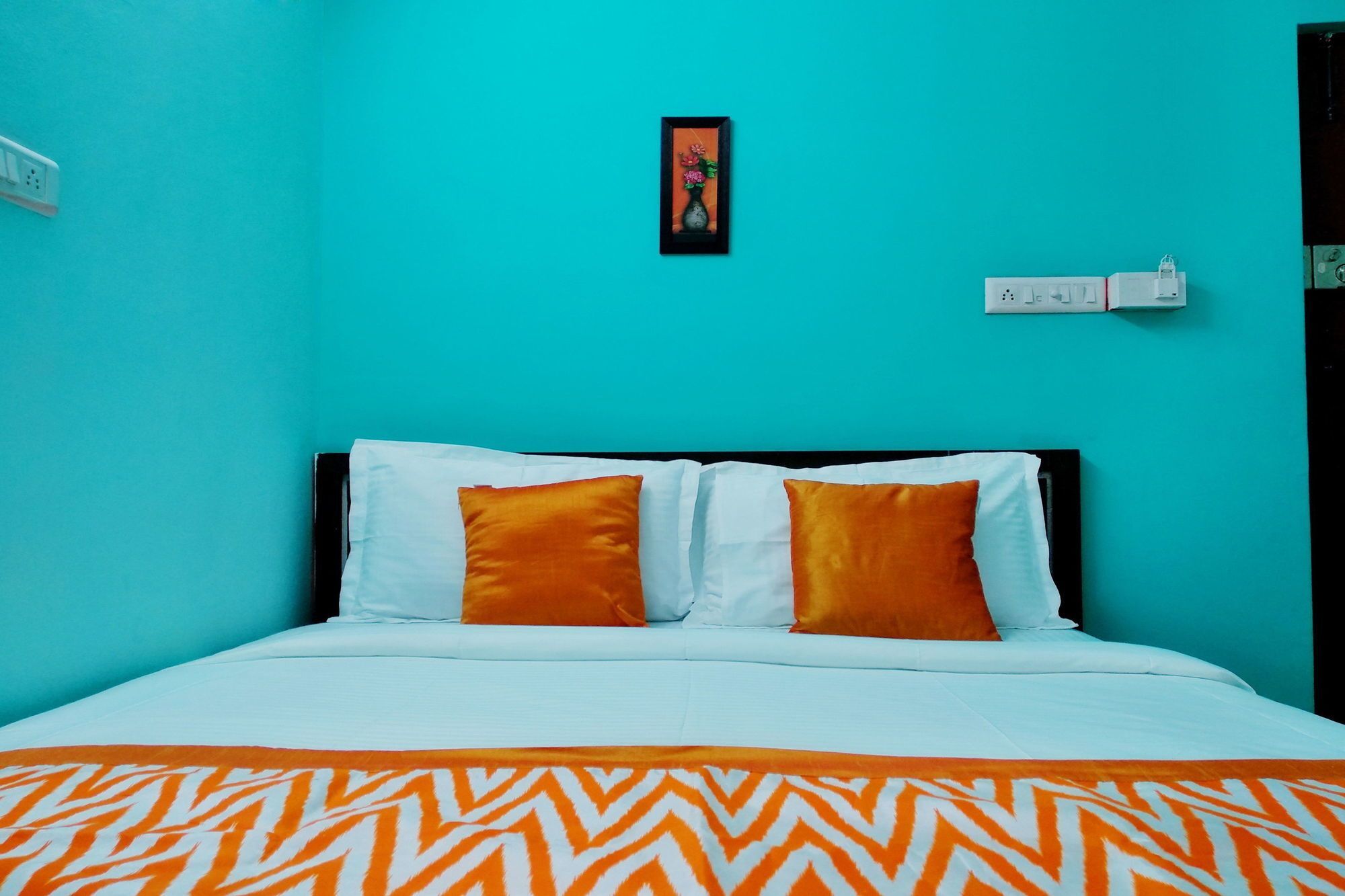 Oyo 10436 Forum Park Hotel Bangalore