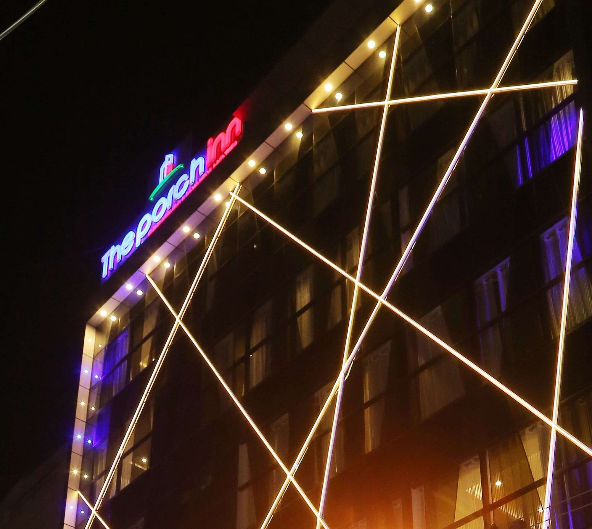 The Porch Hotel/service 3* Bangalore
