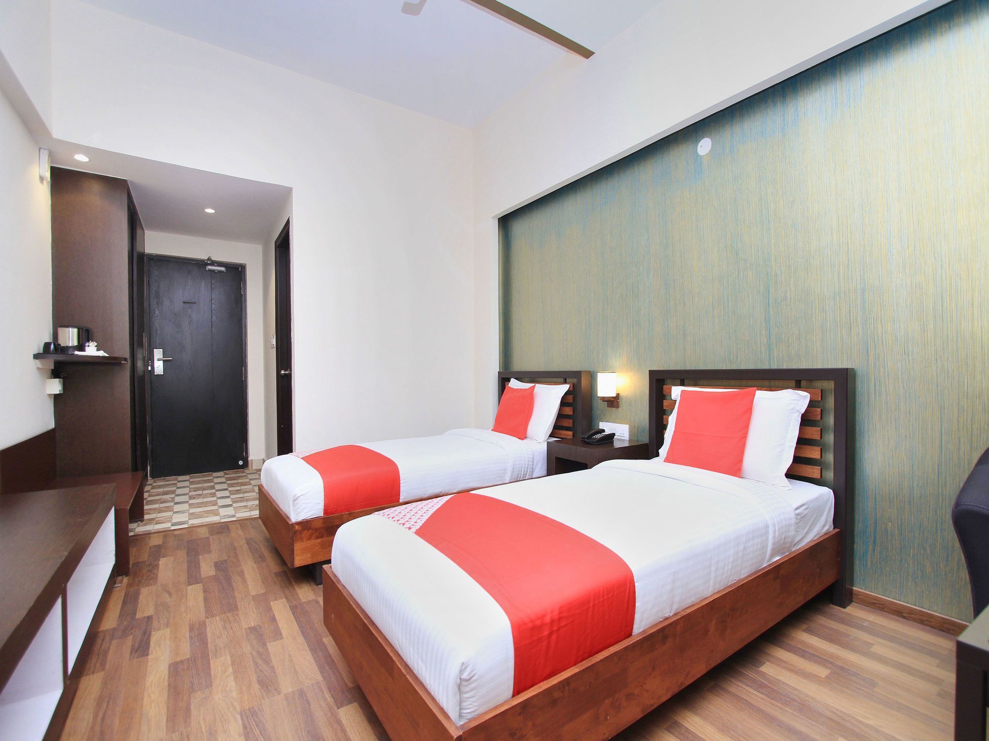 Capital O 13090 Astor 3* Bangalore