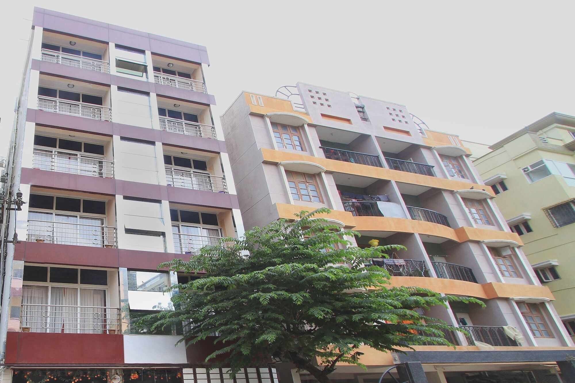 Oyo Flagship 5360 Nash Hotel Bangalore