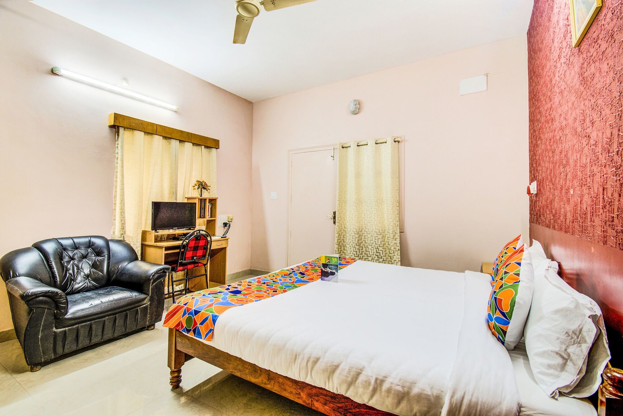 Fabexpress Shree Comforts 3*