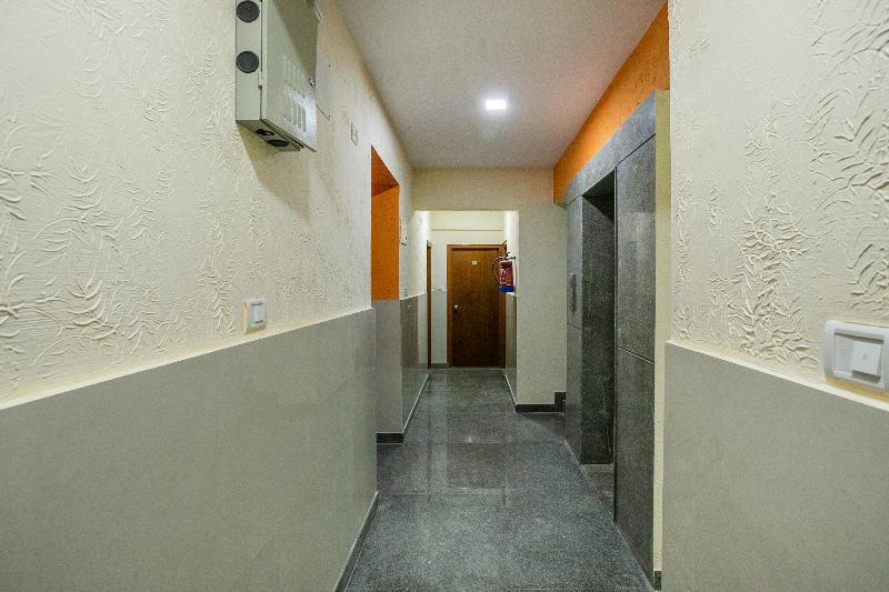 Collection O 18971 Rv Vidyaniketan Hotel Bangalore