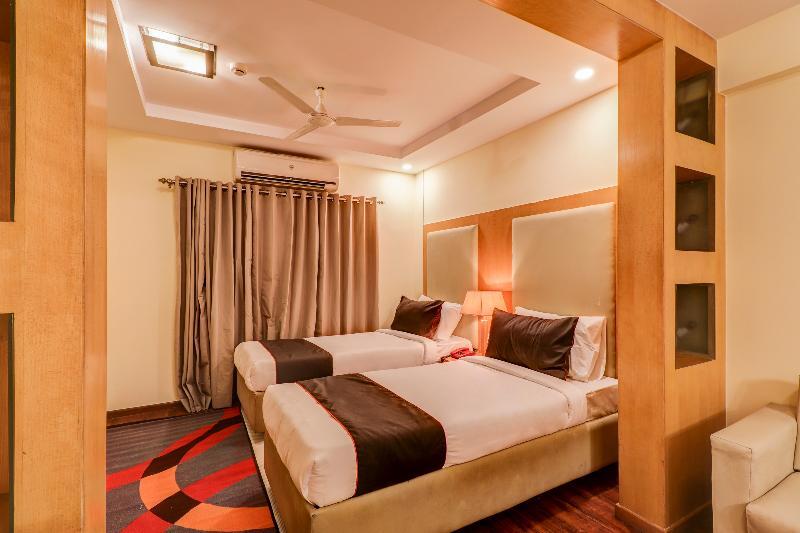 Hotel Collection O 30121 The Mayer 2*