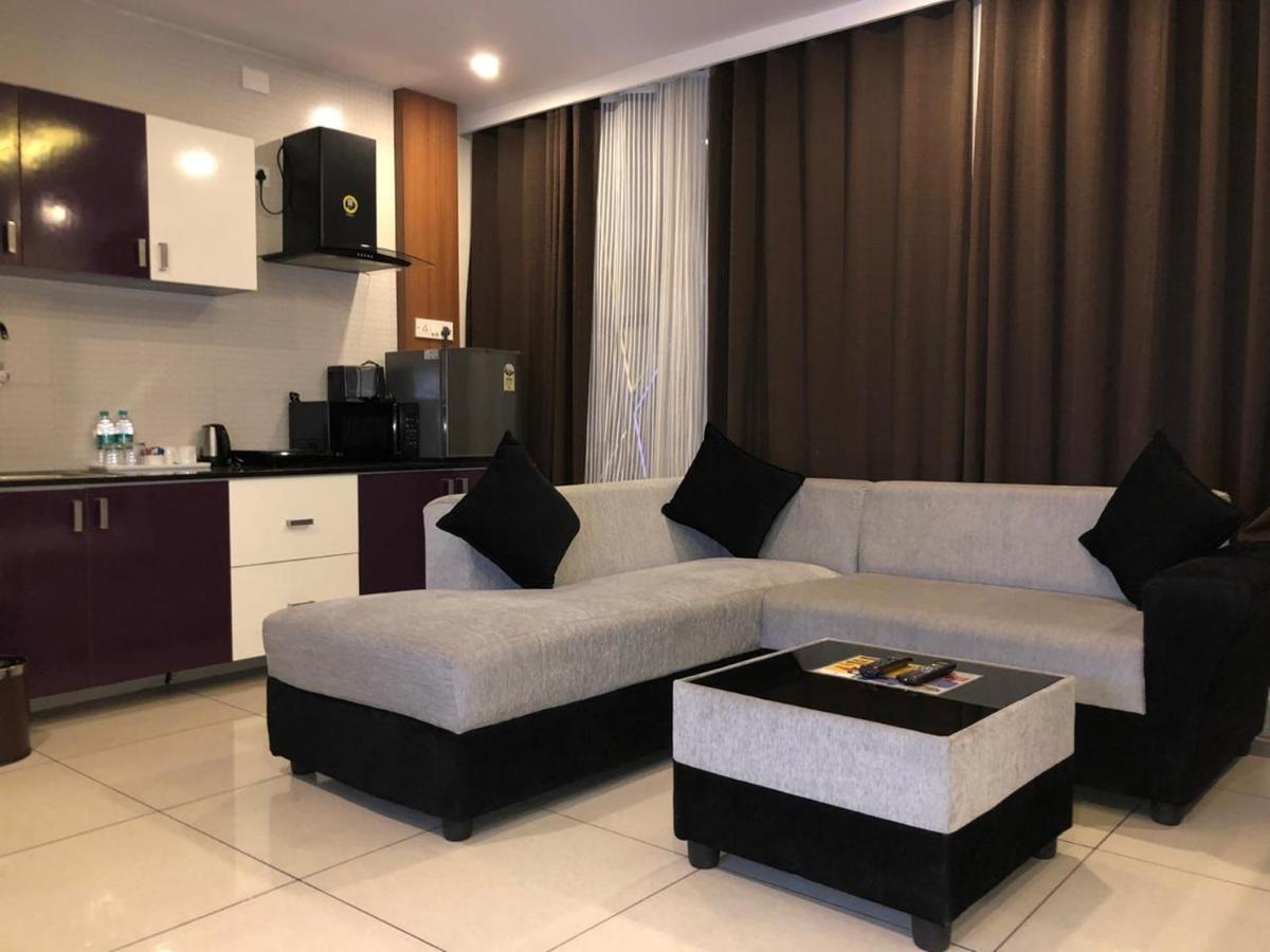 The Porch Hotel/service 3* Bangalore