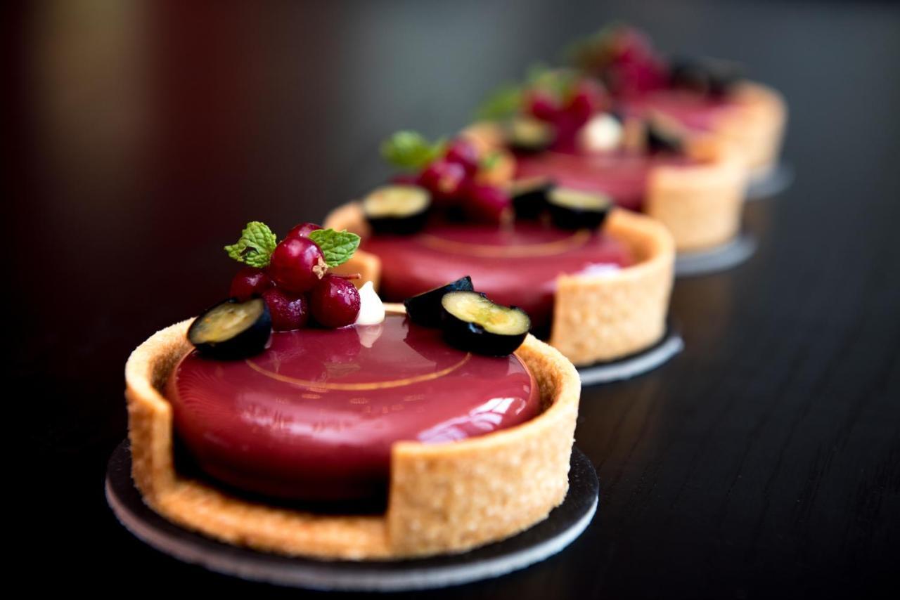 Four Seasons At Embassy One Bangalore