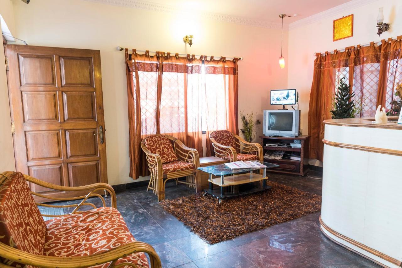 Apartment Oyo 3241 Indiranagar Bangalore