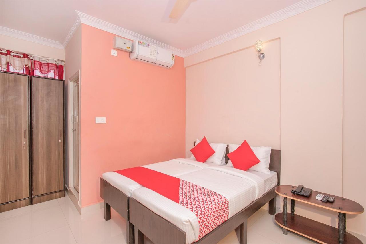 Hotel Oyo Flagship 10363 Sri Balaji & Restaurent