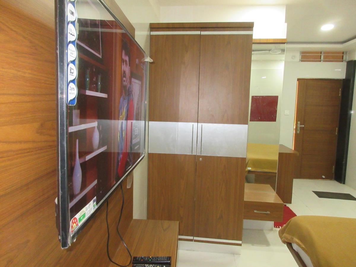 Sharada Economy hotel *