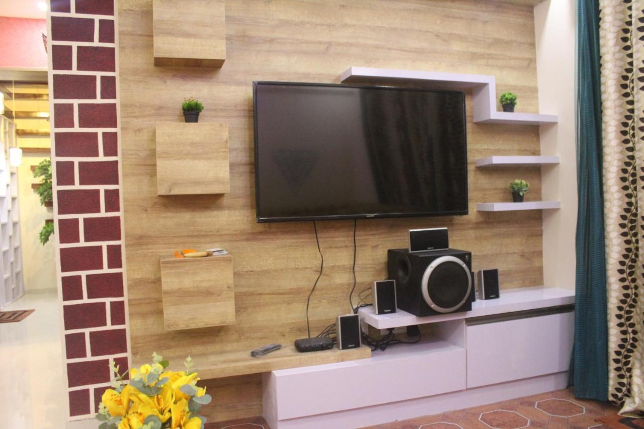 Pride Enchanta Apartment