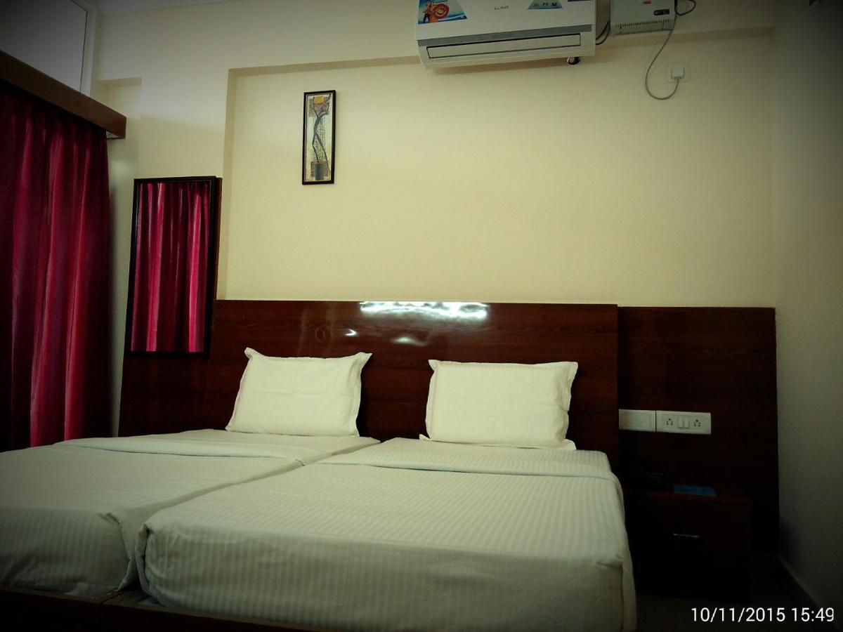 Nash Hotel 3*