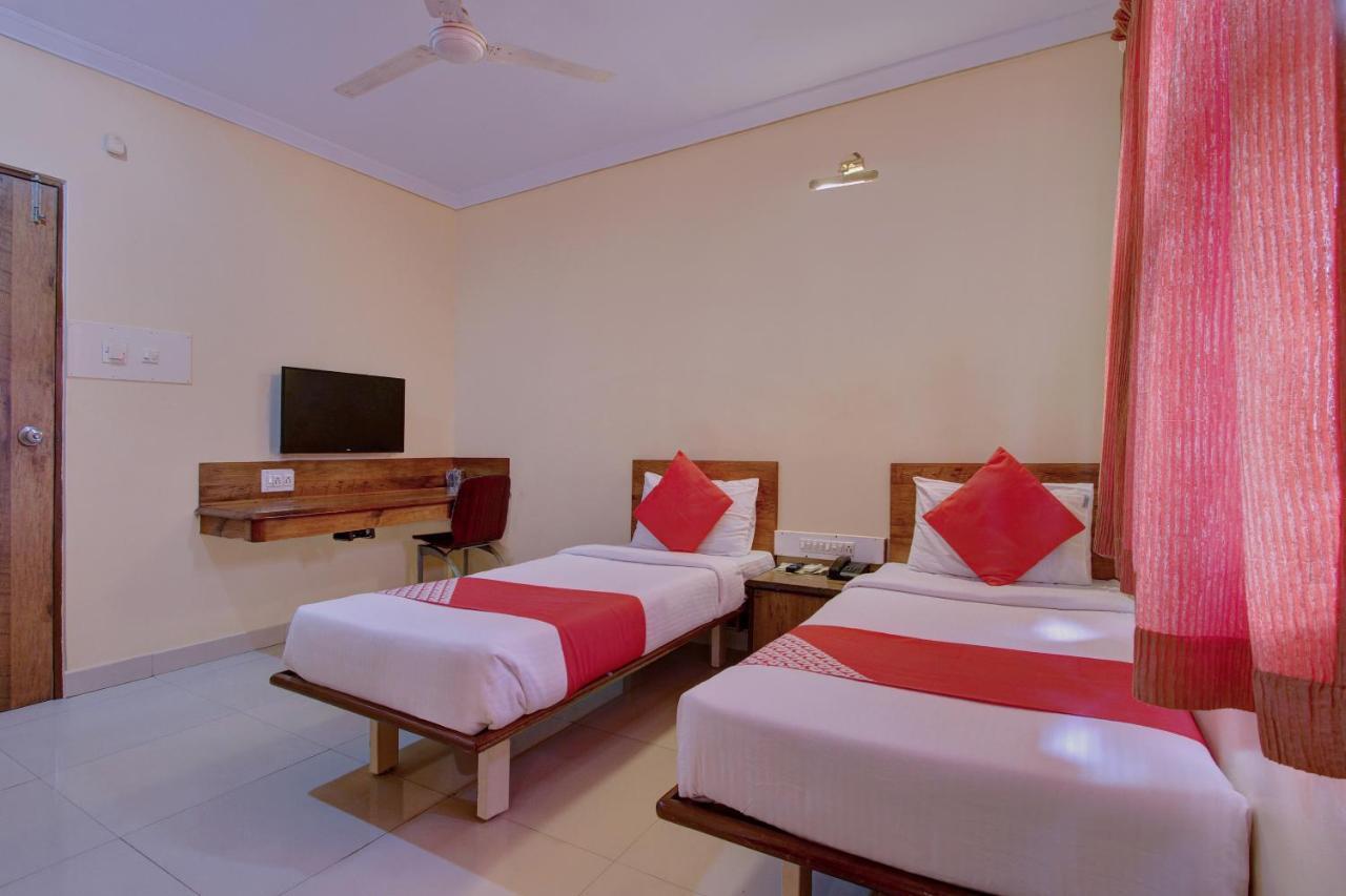 Shrusti Comfort 3* Bangalore