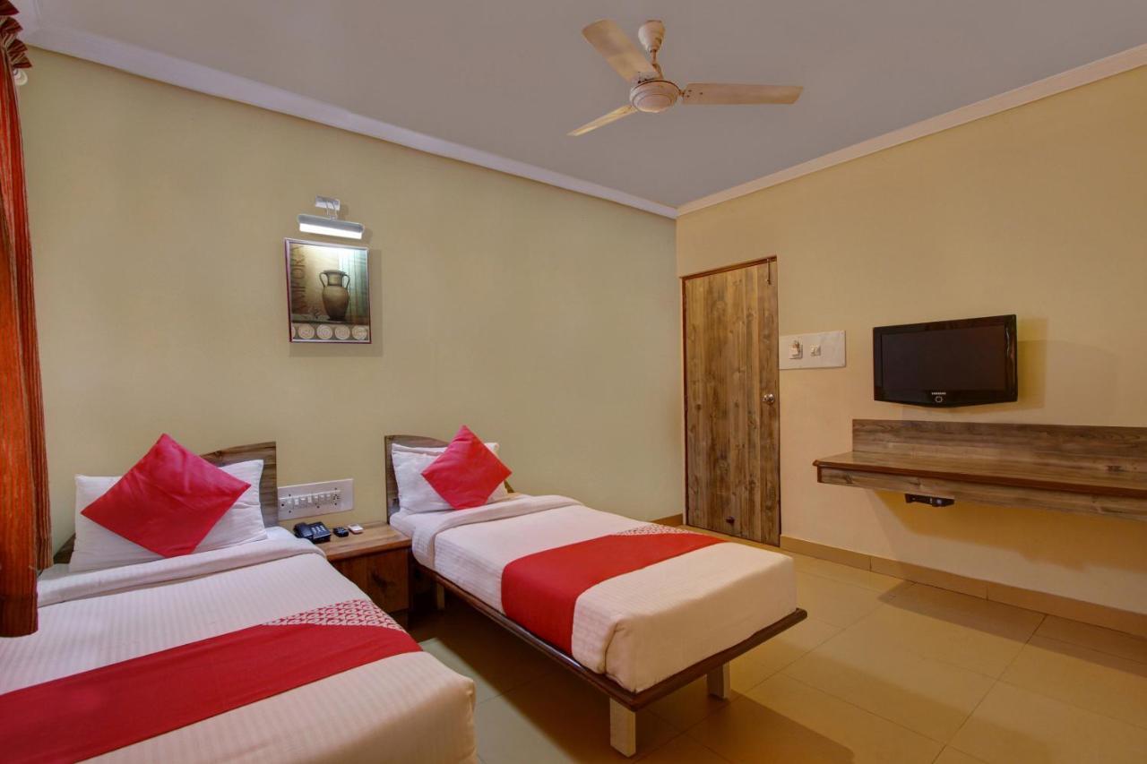 Hotel Shrusti Comfort 3*
