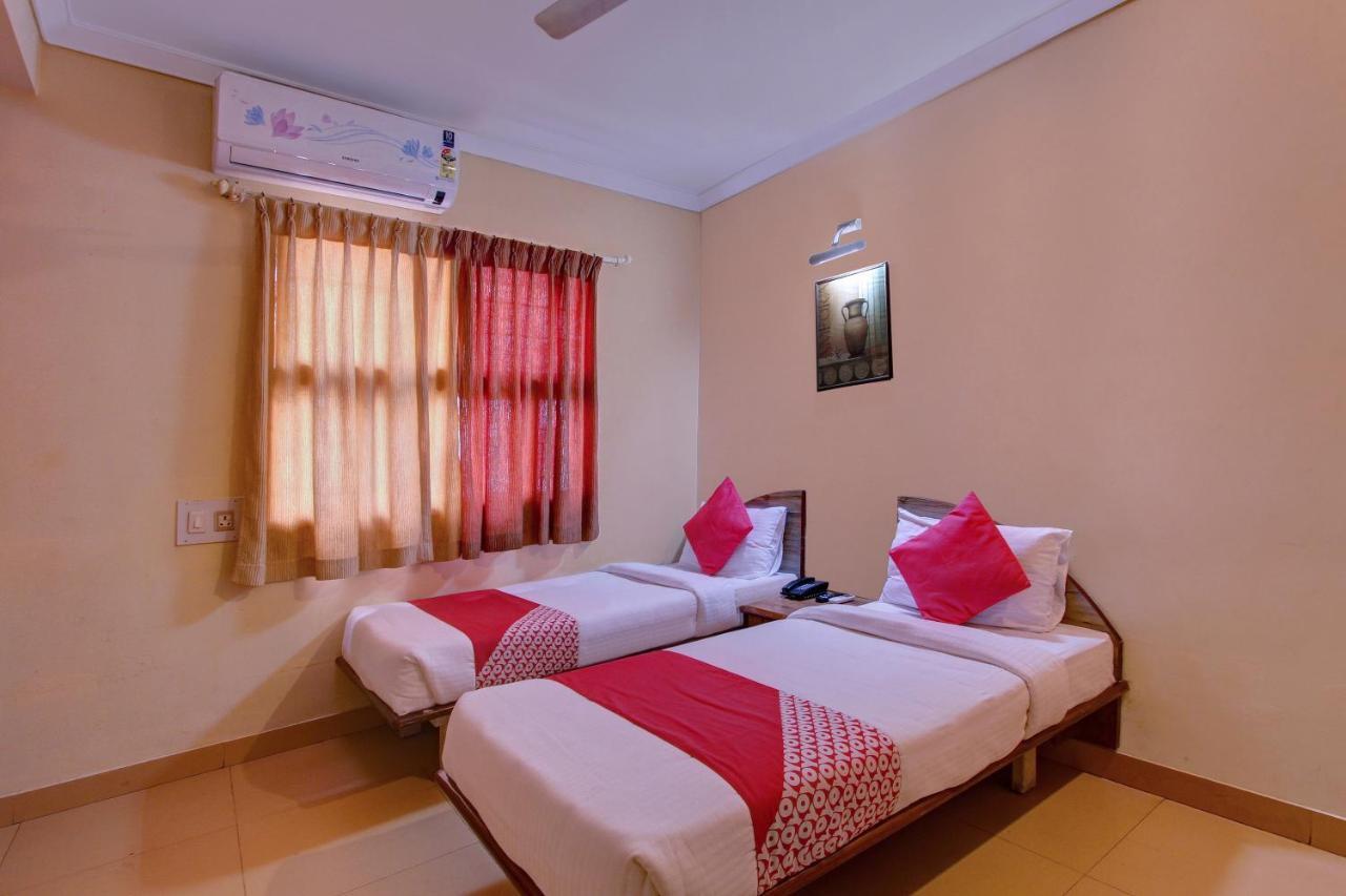 Shrusti Comfort 3* Bangalore