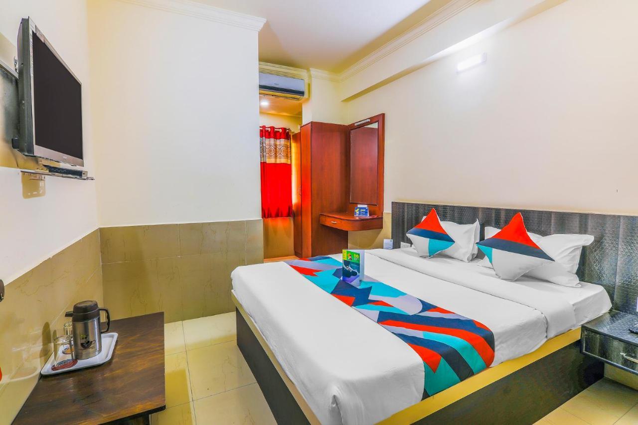 Fabexpress Grand Krishna Deluxe Bangalore