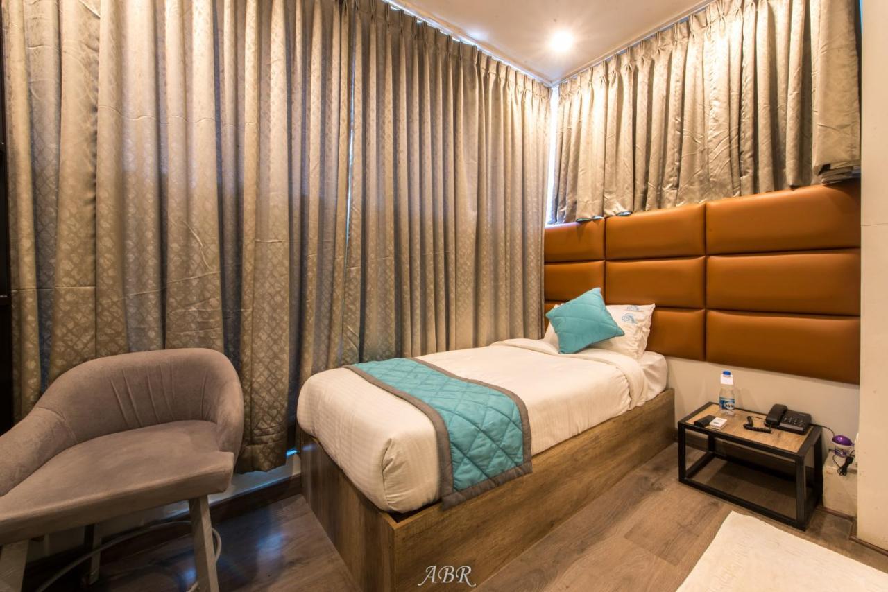 Caramel Hotel 3*