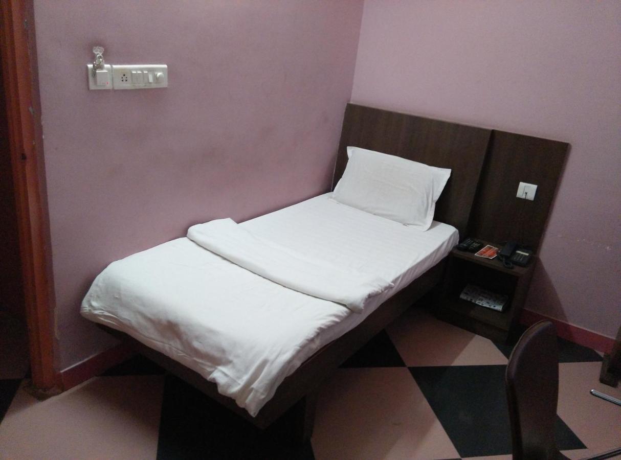Nash Hotel 3*