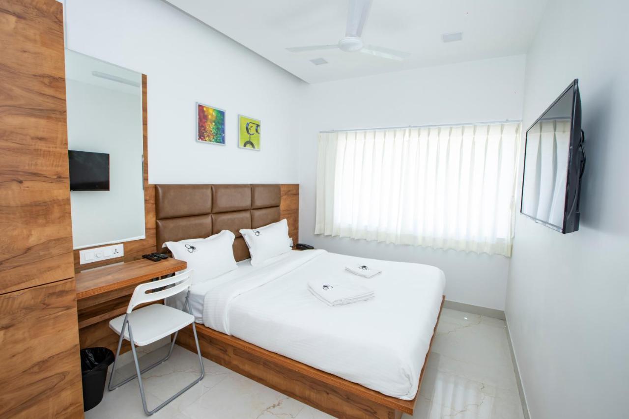 Hotel Sira