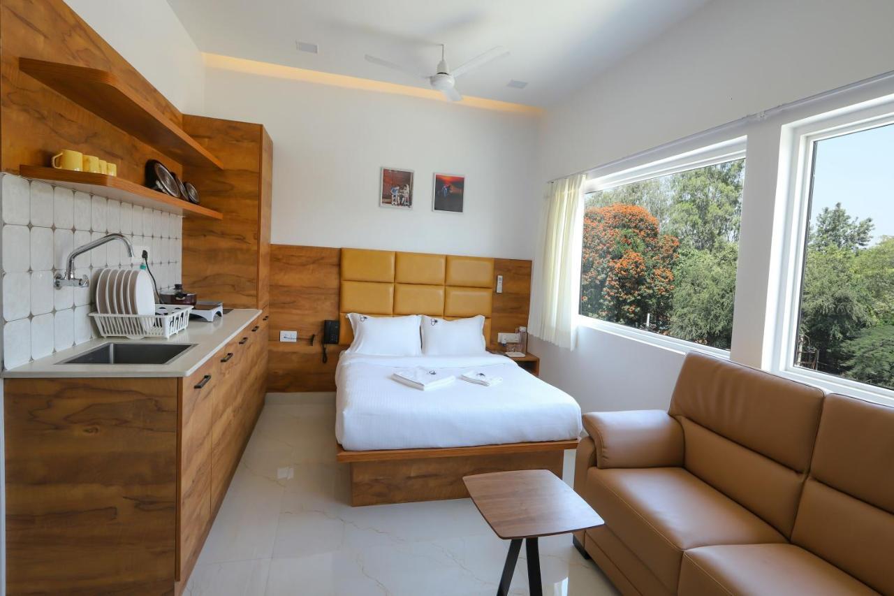 Hotel Sira 3*