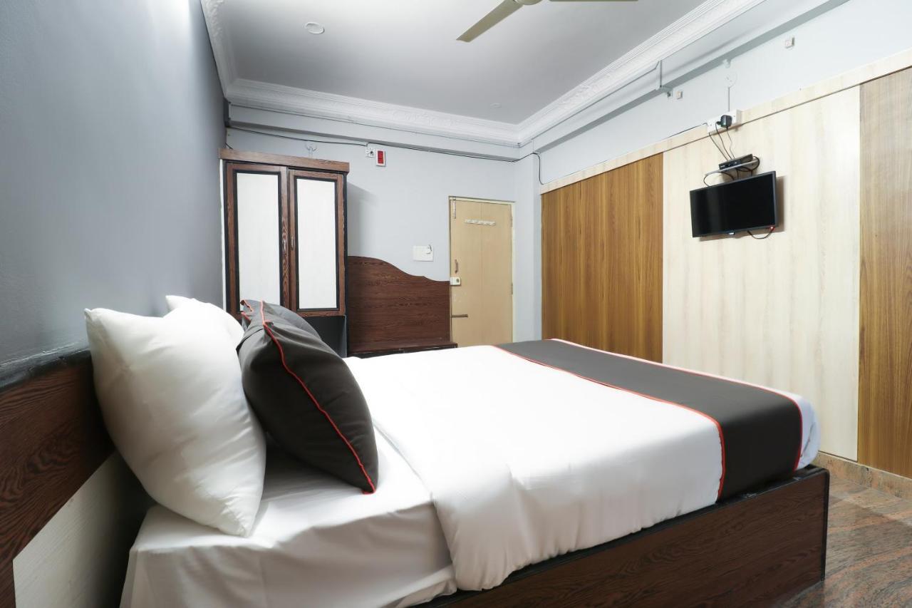 Hotel Collection O 50215 Blue 3*