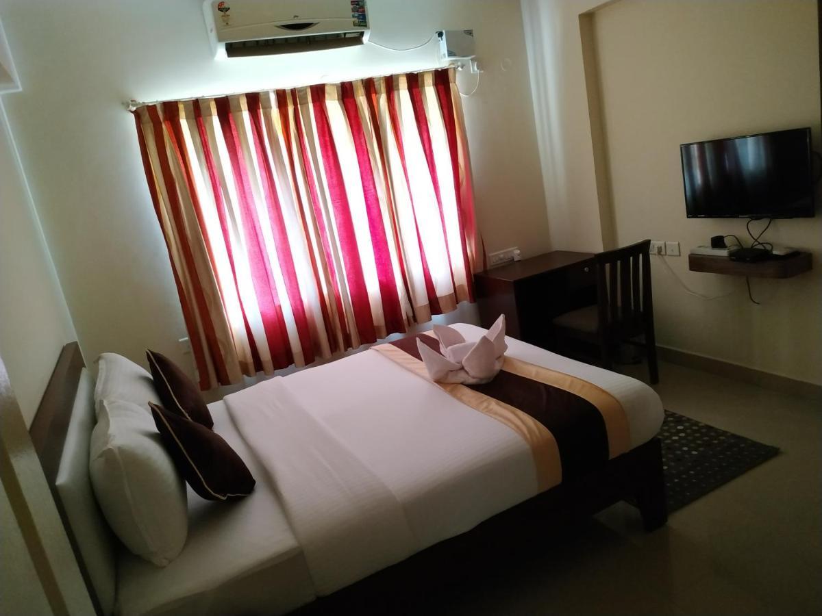 Bulande Comforts-service In Brookfield Guest house *