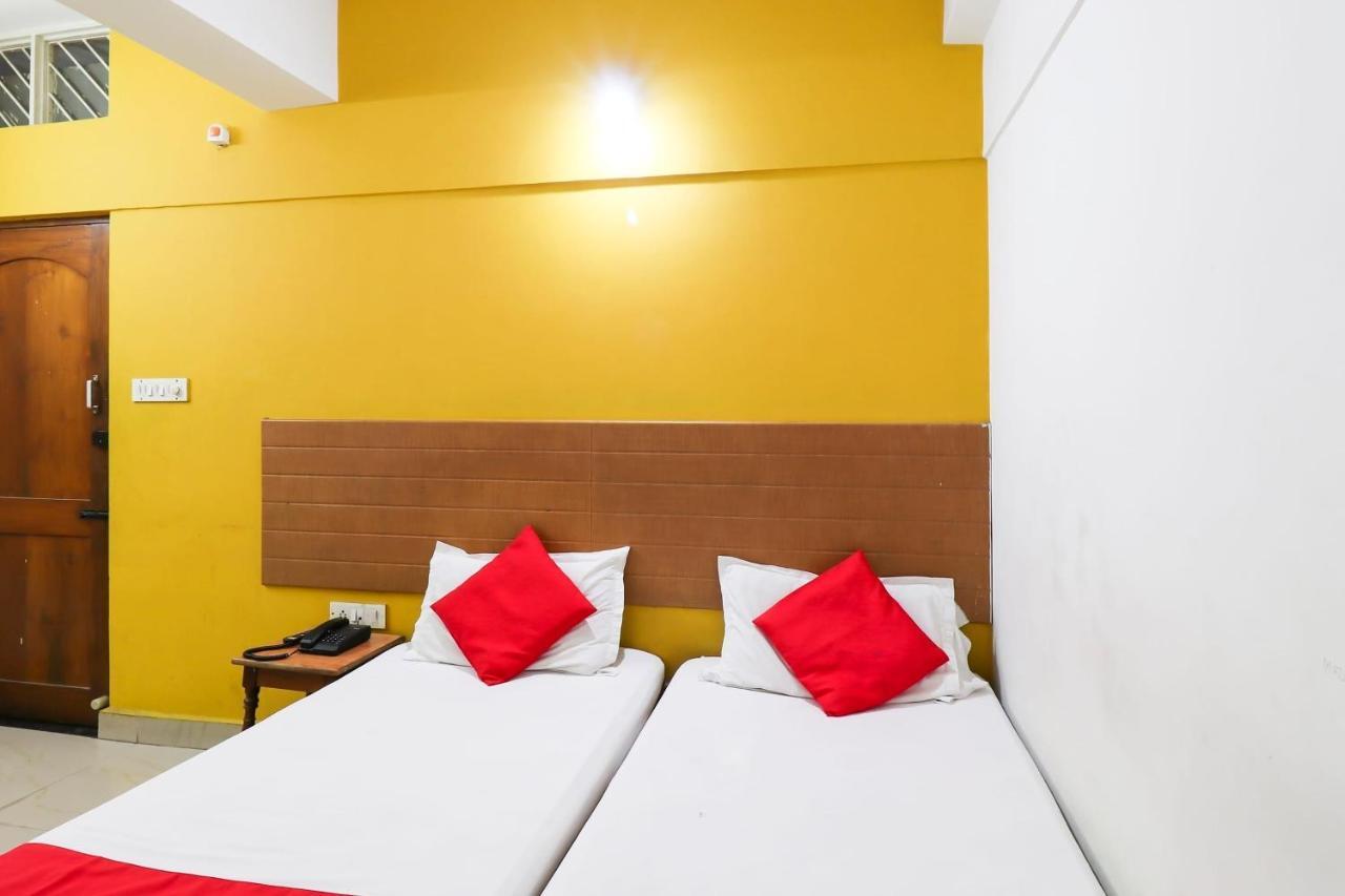 Spot On 49093 Kashyap Boarding & Lodging Spot 3*