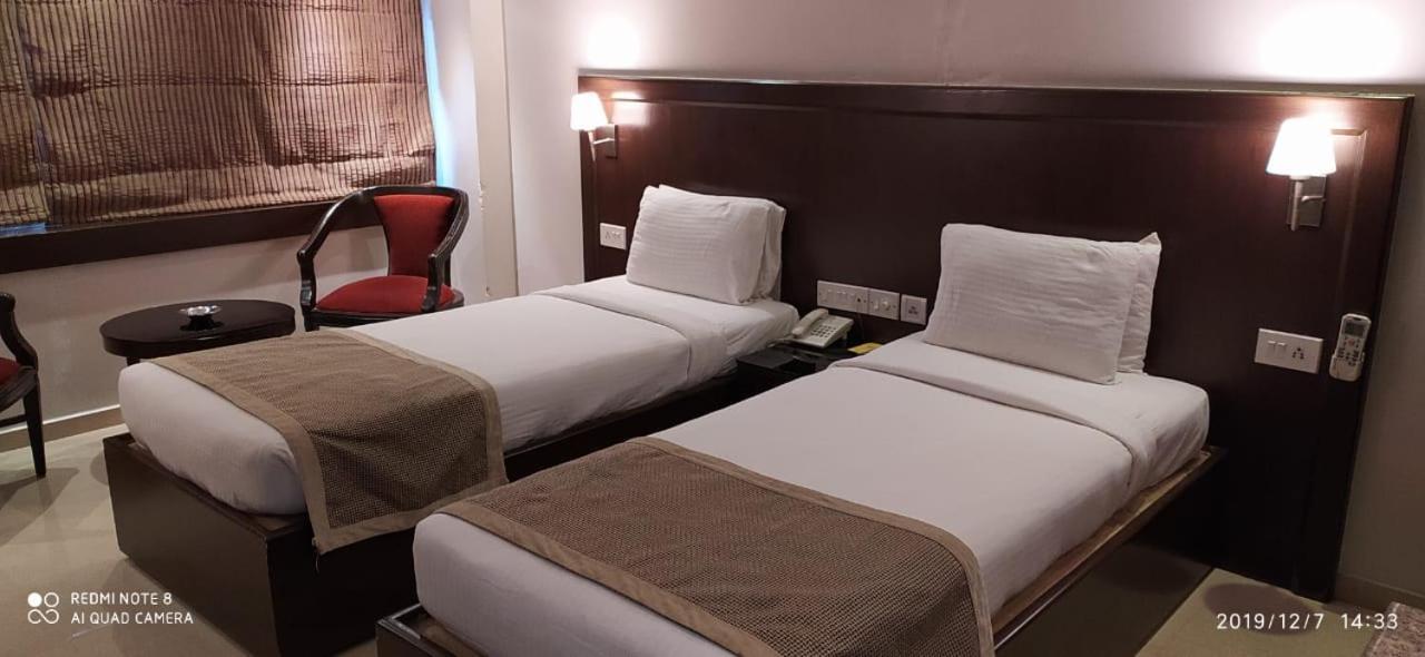 The Curzon Court Hotel 2*