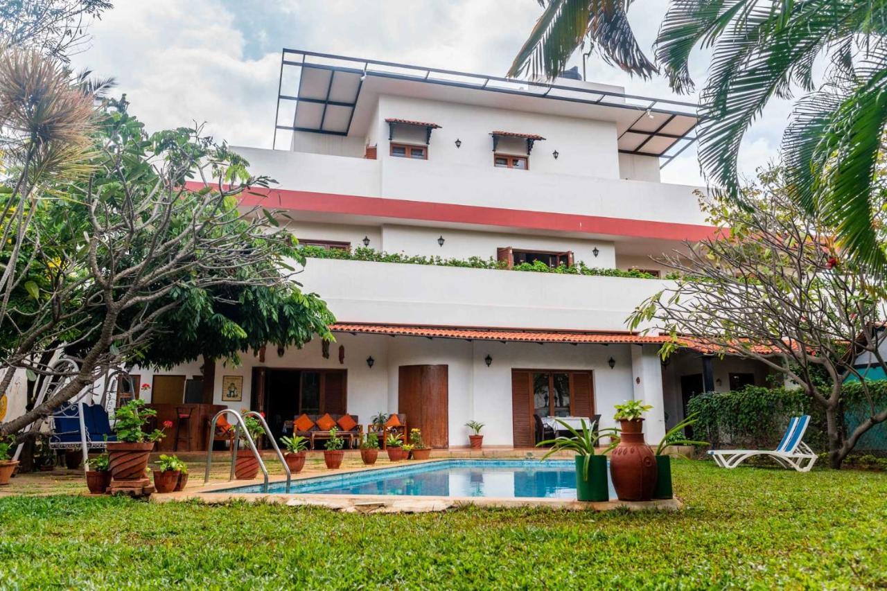 Stayvista At Firefly With Pvt Pool & Terrace Access Villa *