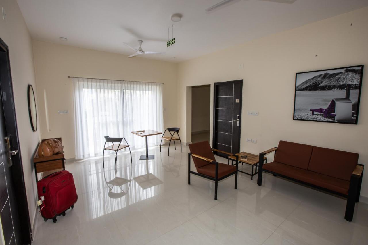 Purple Cloud Urban Hotel 3*