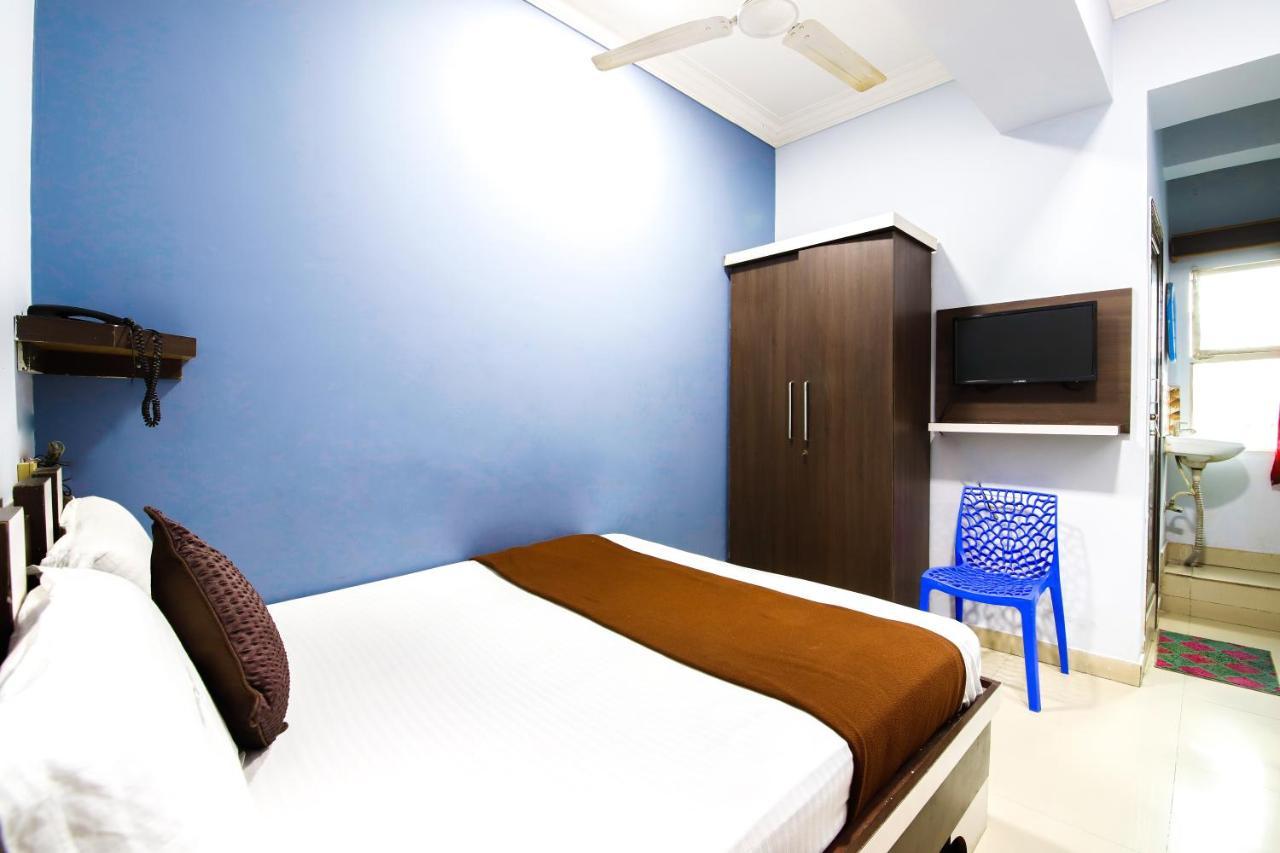 Lusia Hotel *