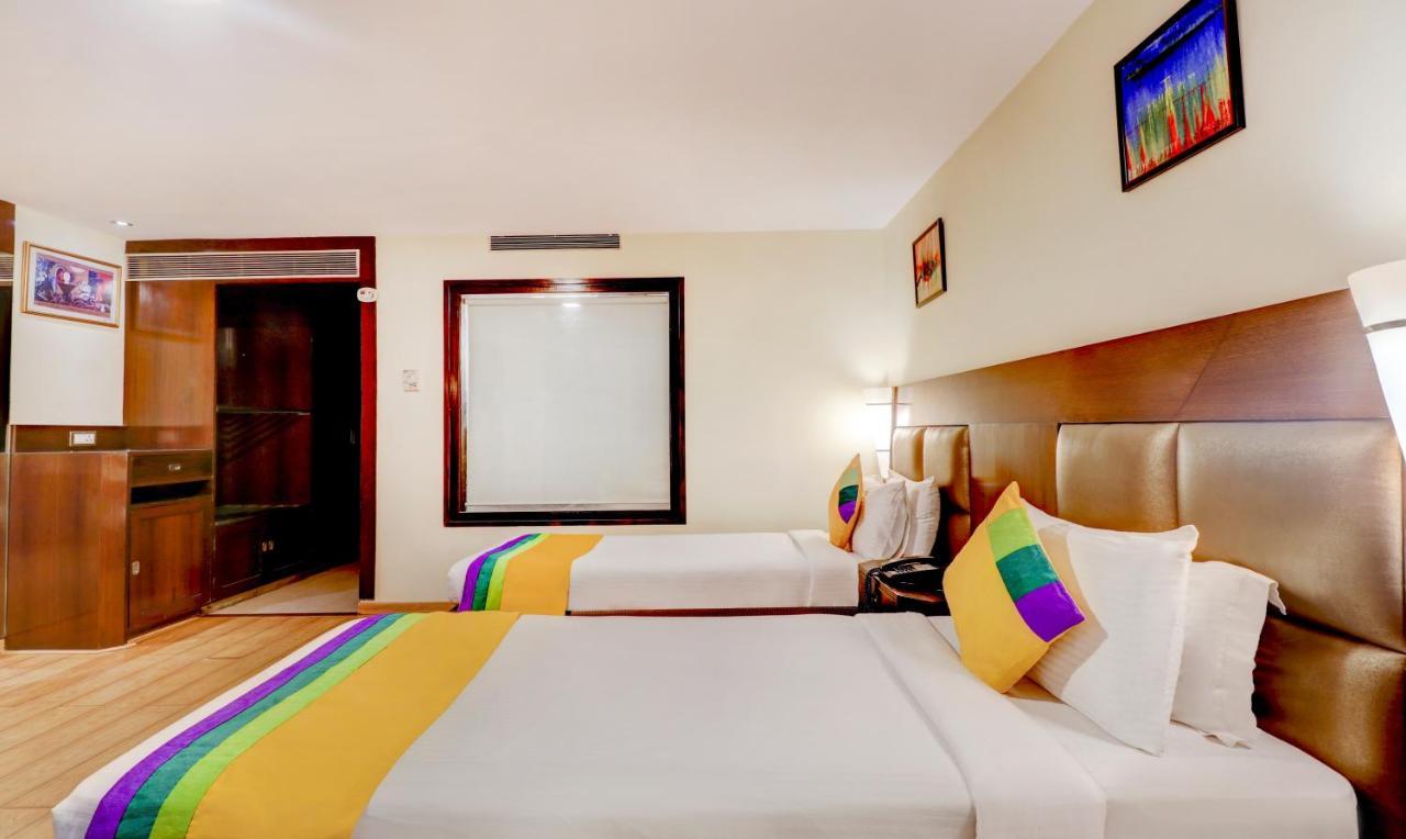 Treebo Trip Royale Brigade 3* Bangalore
