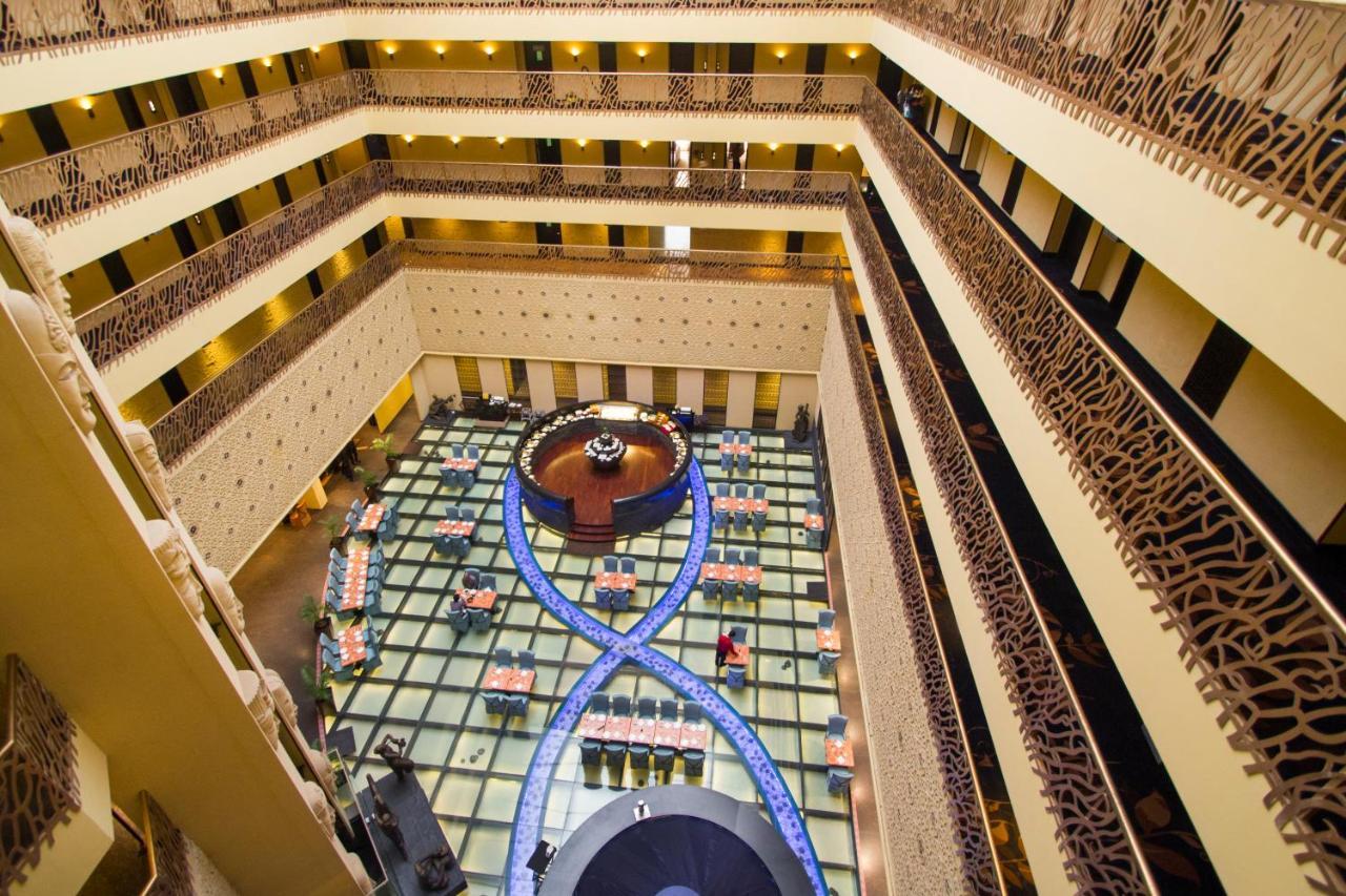 Sterlings Mac Hotel 5*