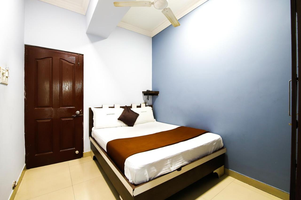 Lusia Hotel *