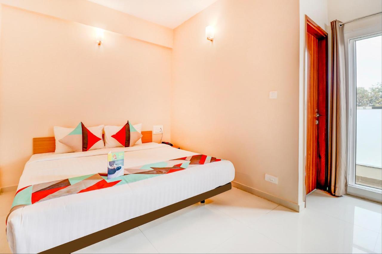 Hotel Fabhotel Bsr Bangalore