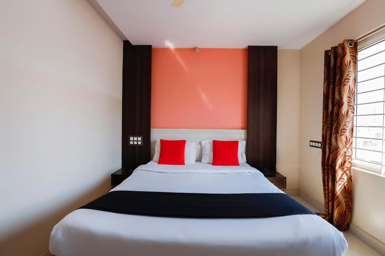 Capital O 70534 Habitat And Hotel Bangalore