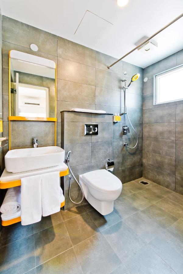 Bloomrooms @ Centre Hotel 3*