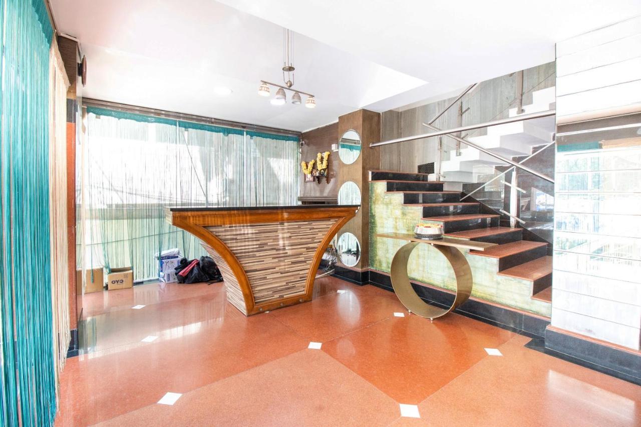 Hotel Oyo 3778 Pulkeshi 3*