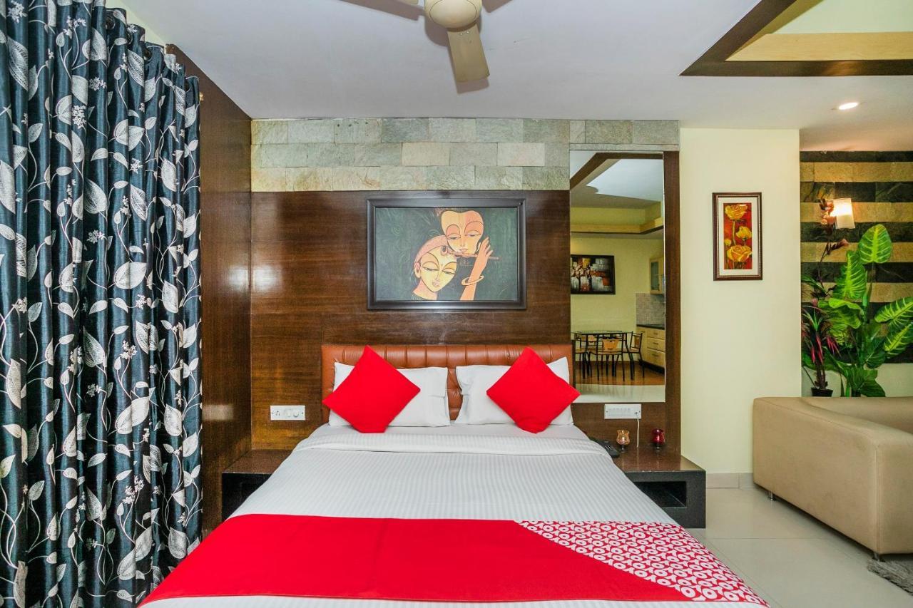 Capital O 3246 The Bouvice 3*