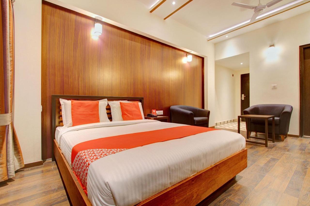 Capital O 13090 Astor Bangalore