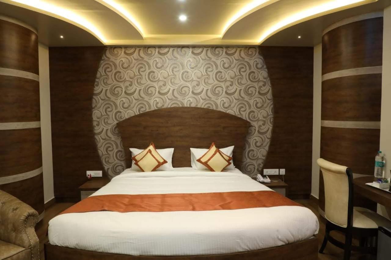 Aaccord Suites 3*