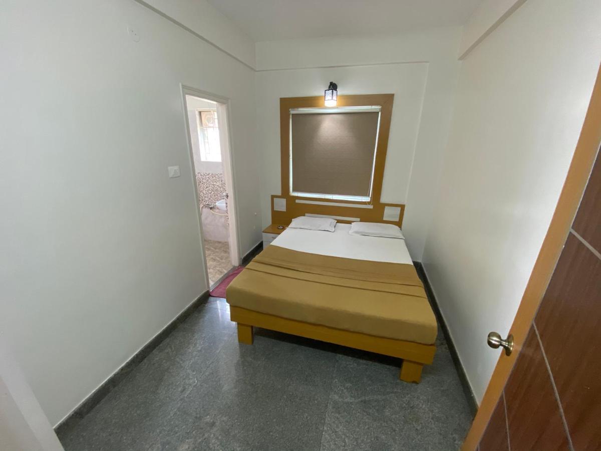 Guest house Dreamz Luxury Bangalore