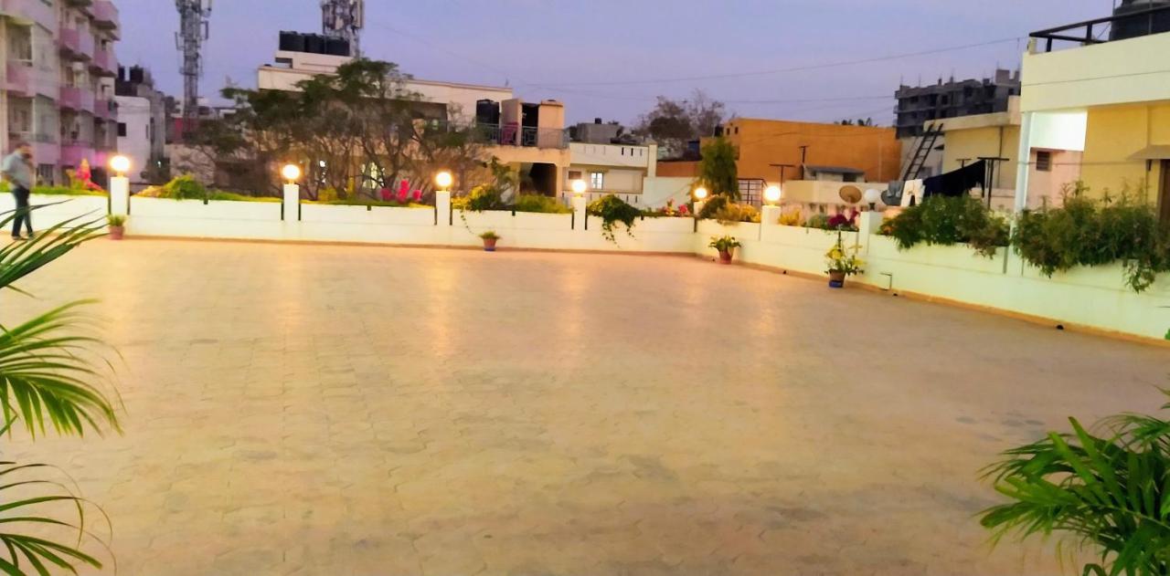 Hotel Frontier Galaxy Bangalore