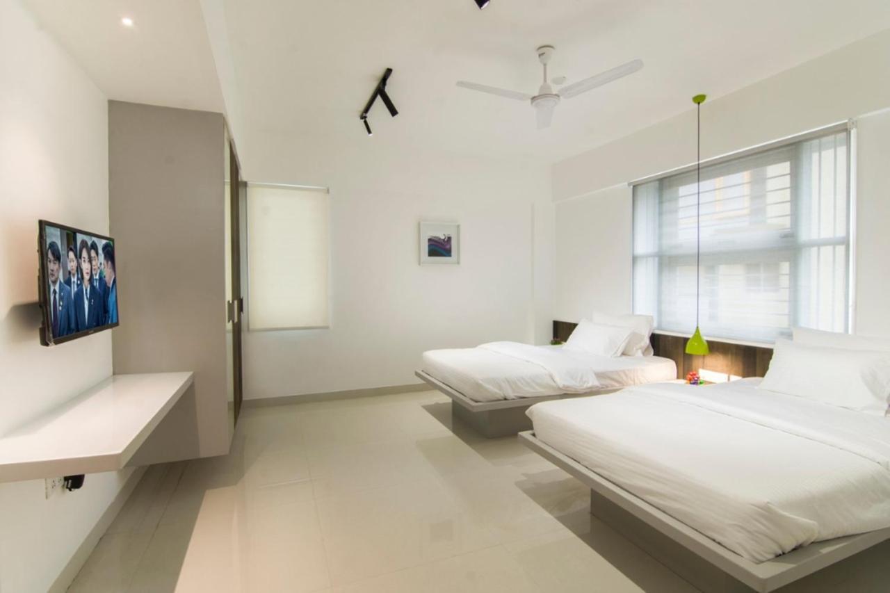 Flamingos Service Hotel Bangalore