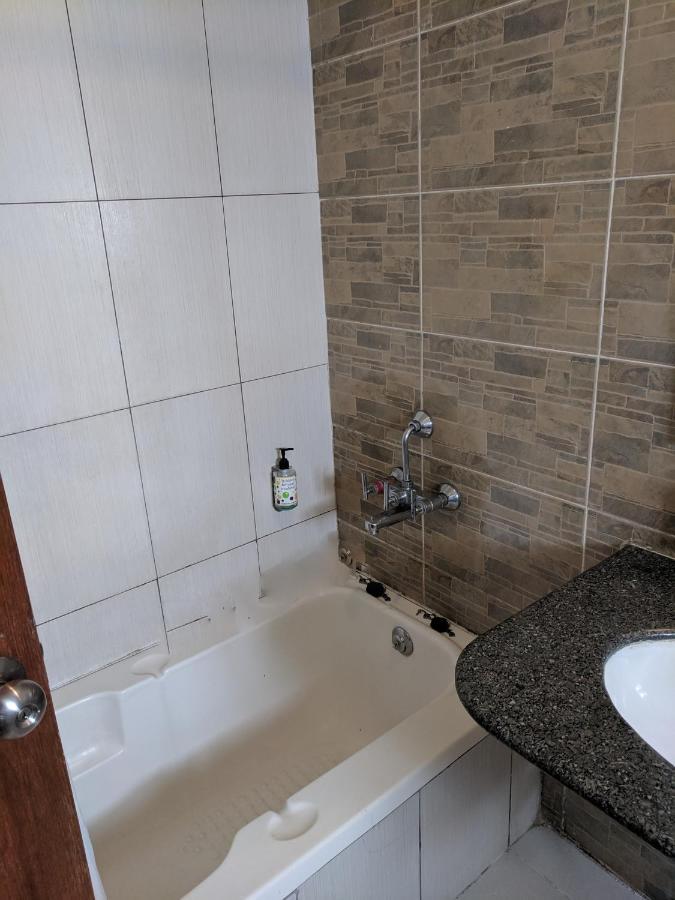 Cubbon - 10 Minute Walk To Mg Road, Mg Road Metro And Church Street Hotel